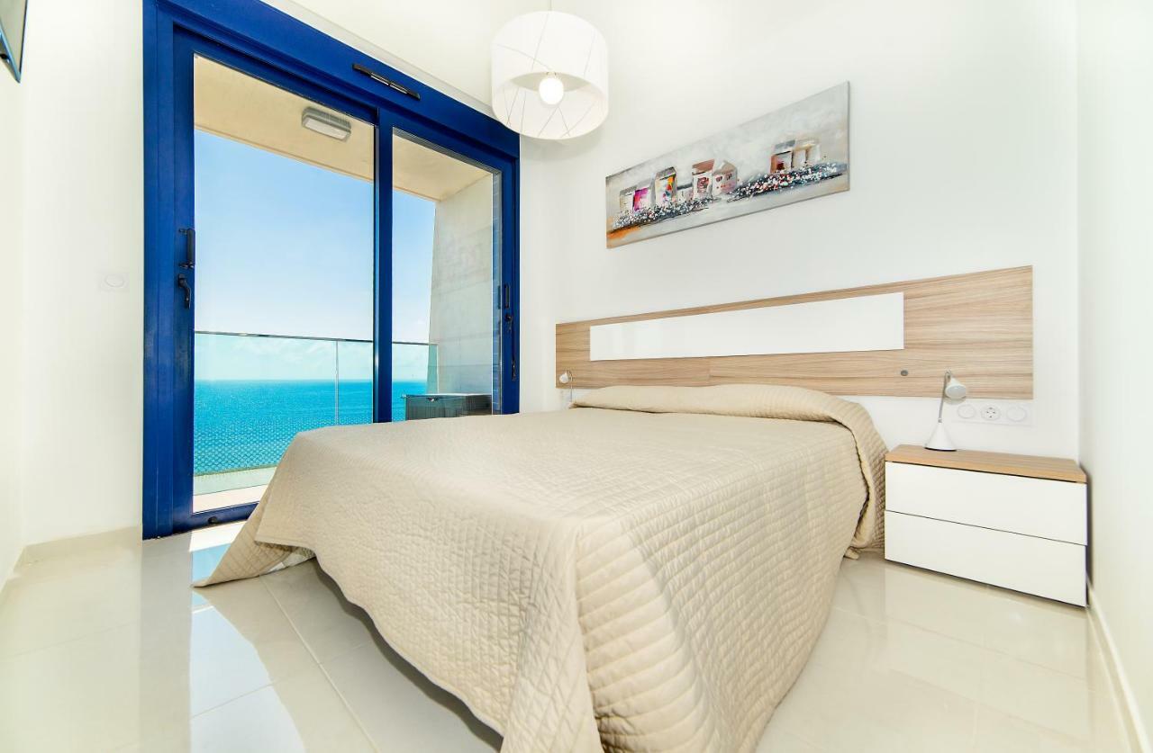 Crucero Apartment Торевиеха Екстериор снимка